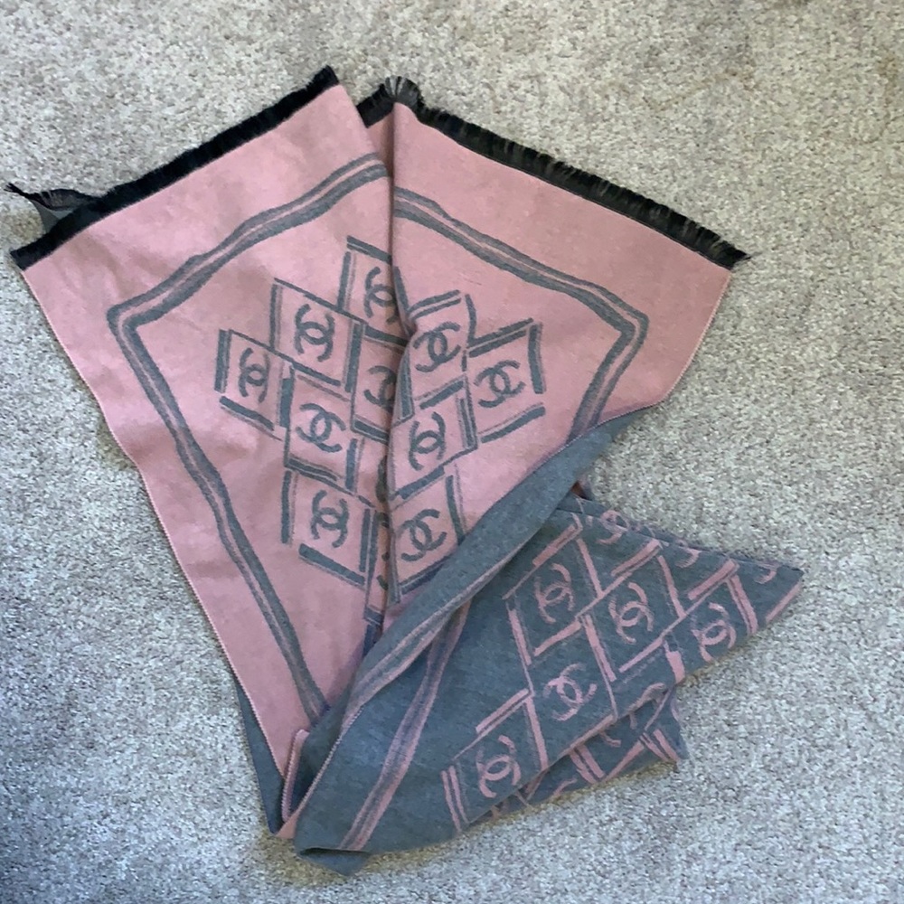 reversible scarf